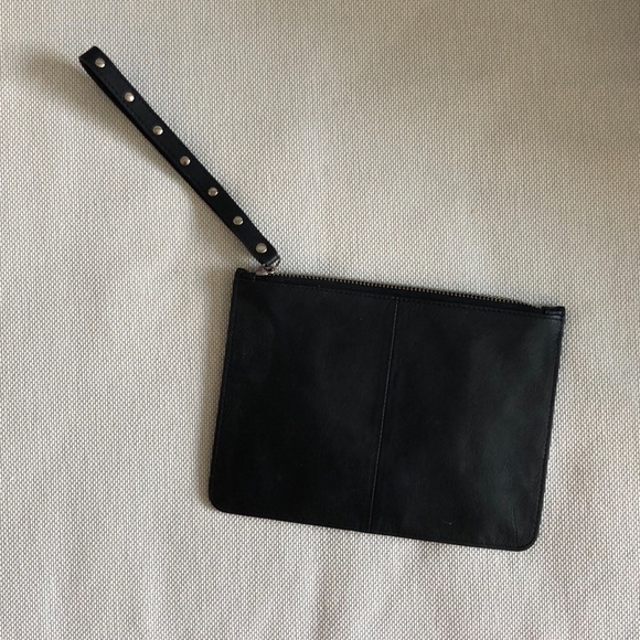 Black leather wristlet (real leather) - Picture 1 of 2